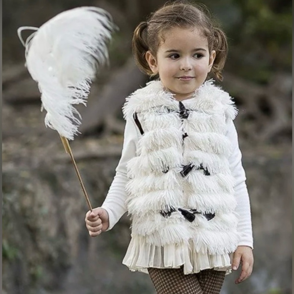 BMB Crème Furry Vets with Pleated Chiffon Trim